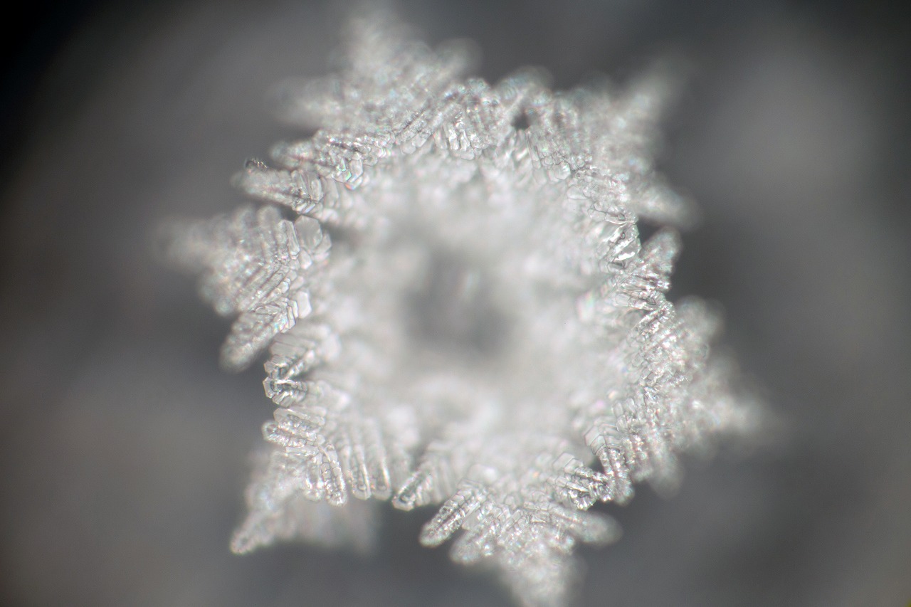200 mW laser crystal photograph 3 of 30