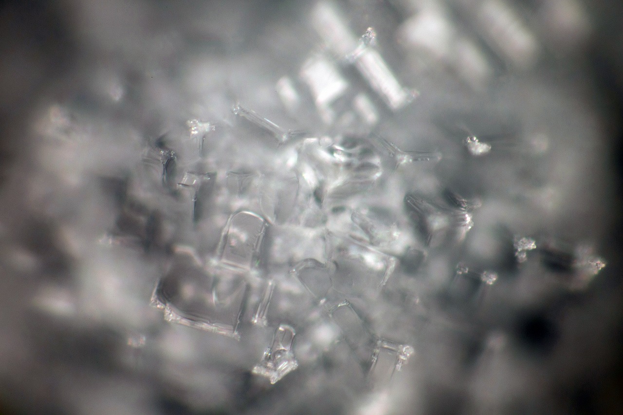 200 mW laser crystal photograph 5 of 30