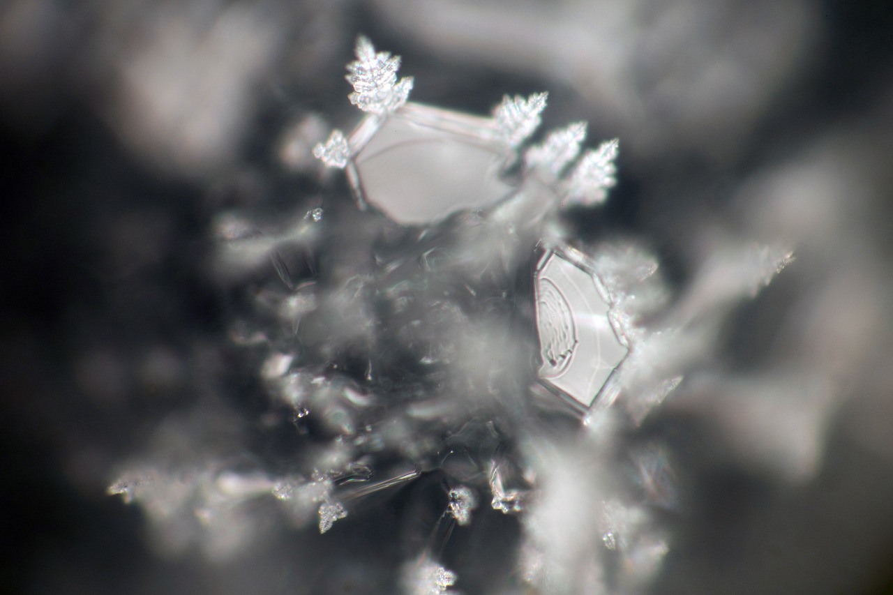 200 mW laser crystal photograph 9 of 30