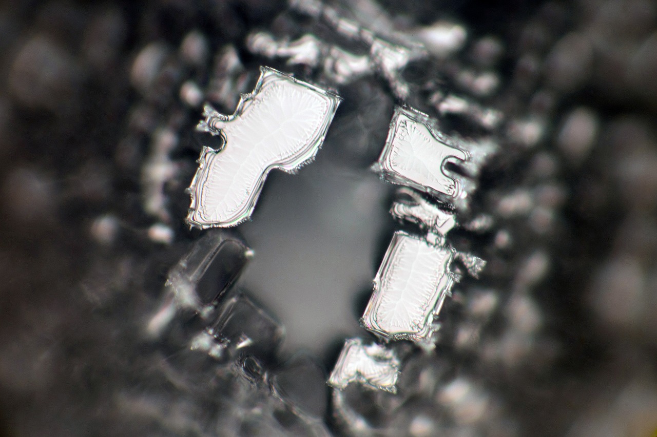 200 mW laser crystal photograph 19 of 30