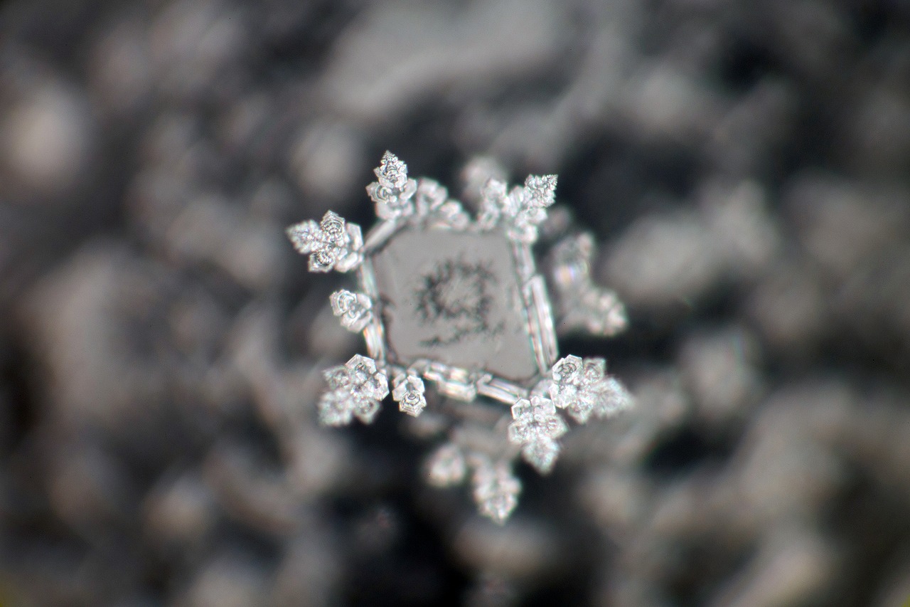 200 mW laser crystal photograph 22 of 30