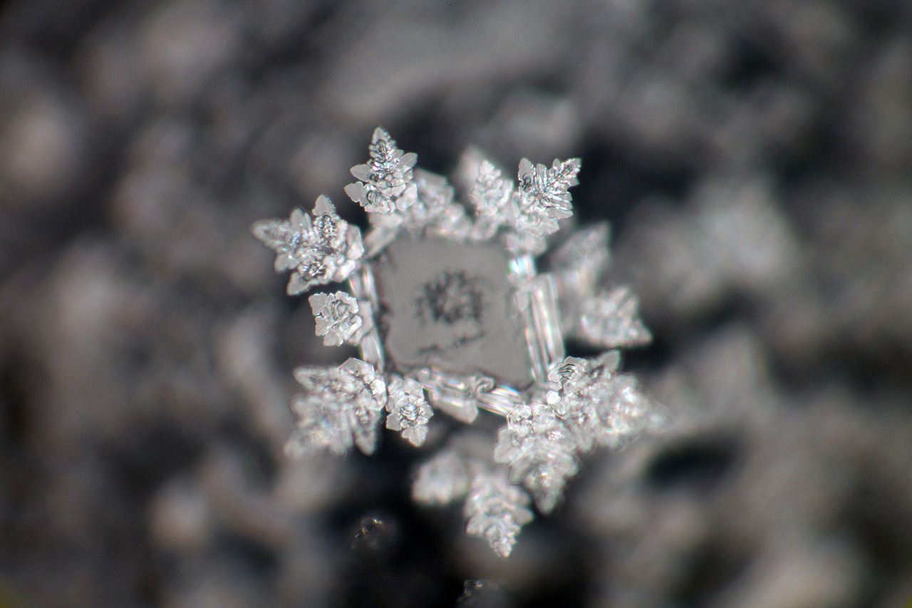 200 mW laser crystal photograph 24 of 30