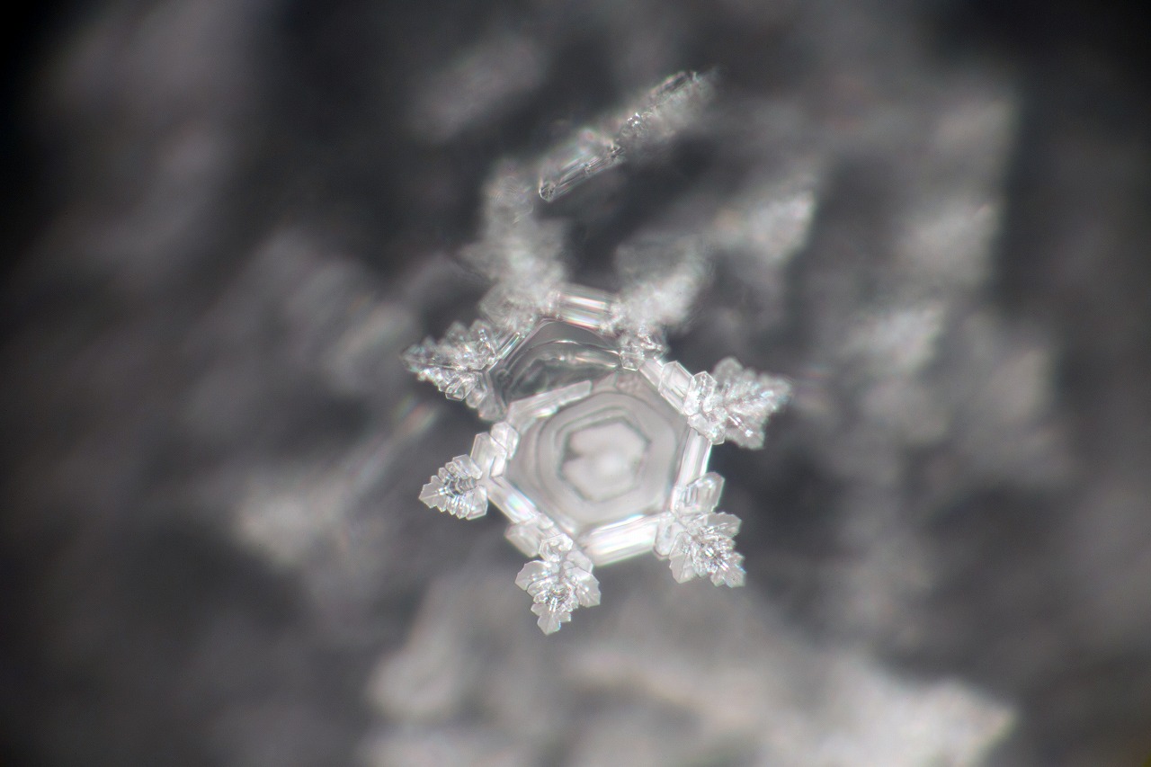200 mW laser crystal photograph 30 of 30