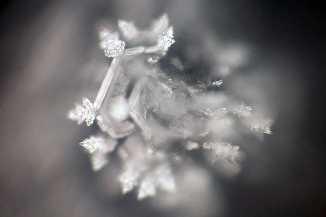 50 mW laser crystal photograph 11 of 29