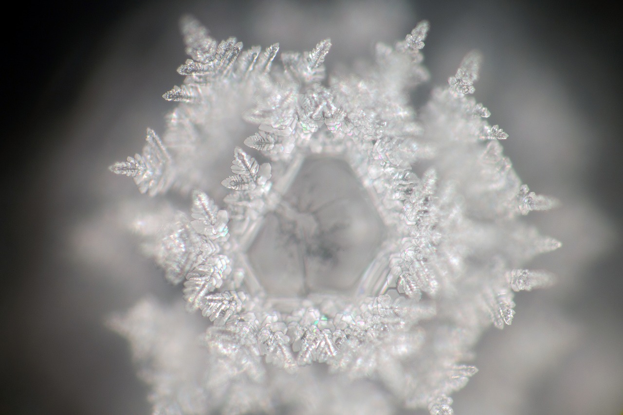 50 mW laser crystal photograph 15 of 29