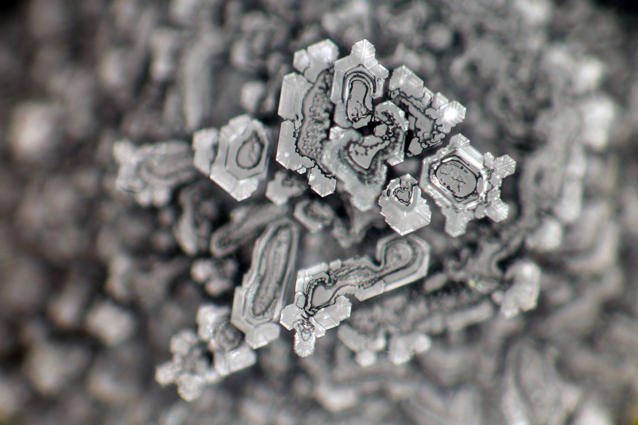 50 mW laser crystal photograph 18 of 29