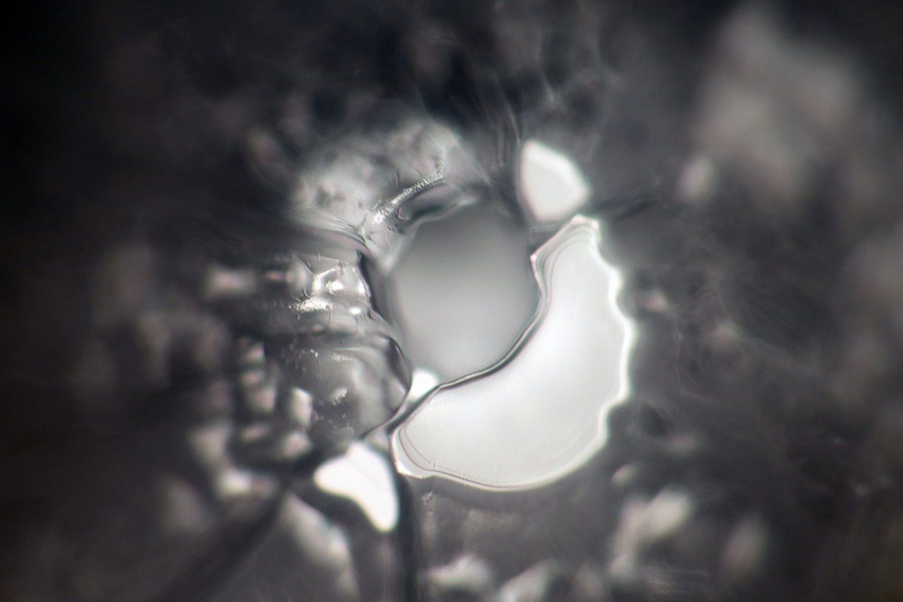 50 mW laser crystal photograph 20 of 29